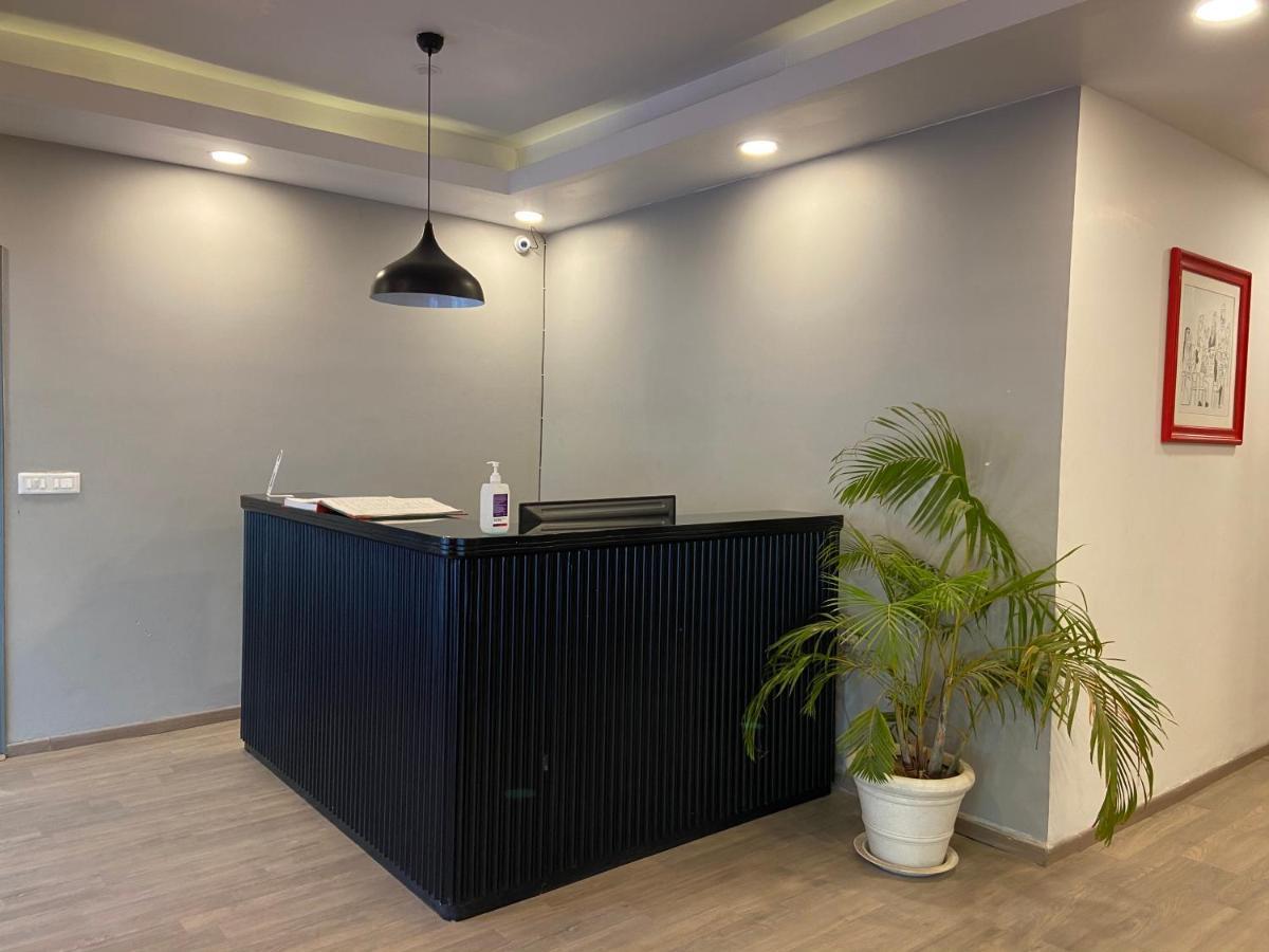 Hotel Admire Inn Ghaziabad Extérieur photo