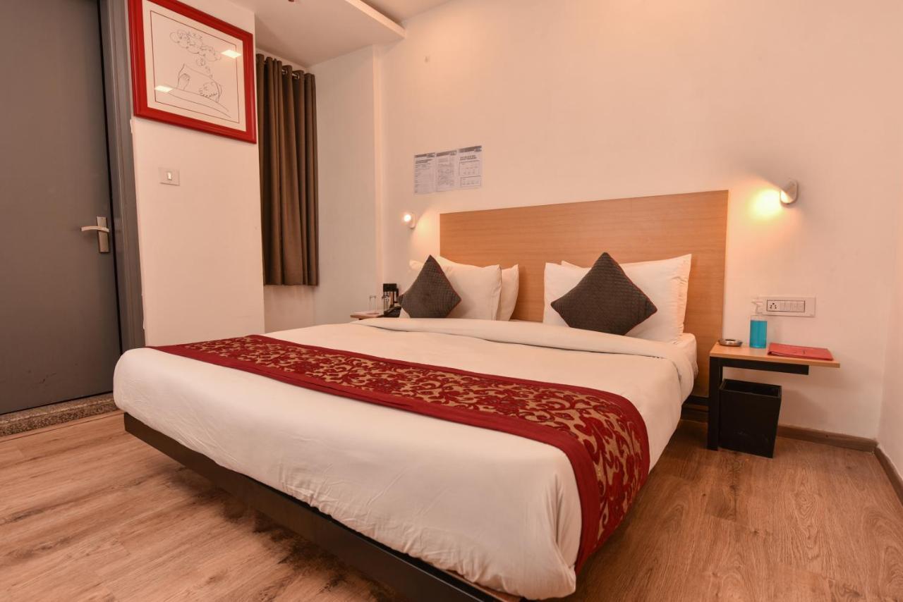 Hotel Admire Inn Ghaziabad Extérieur photo