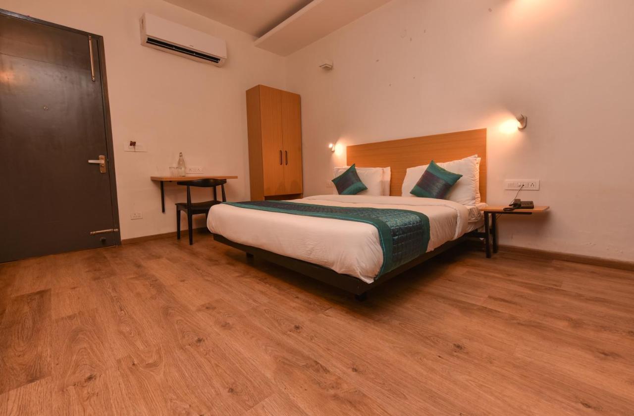 Hotel Admire Inn Ghaziabad Extérieur photo